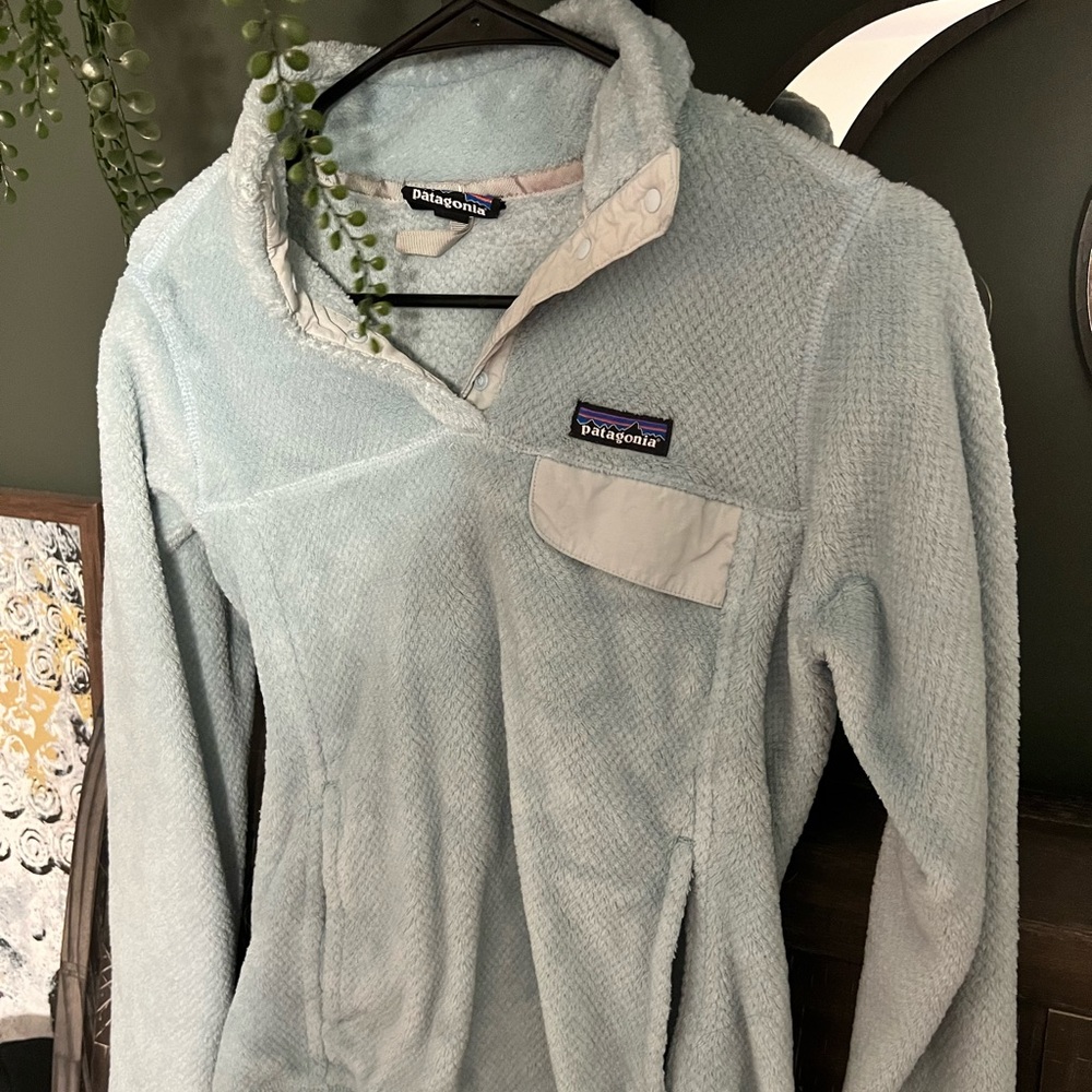 Light Blue Patagonia Pullover